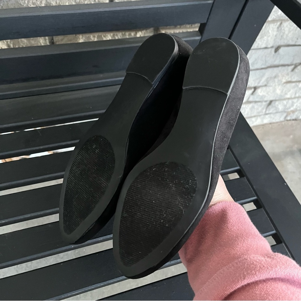 Steve Madden Black Suede Skimmer Flats Size 5.5M - Picture 3 of 4